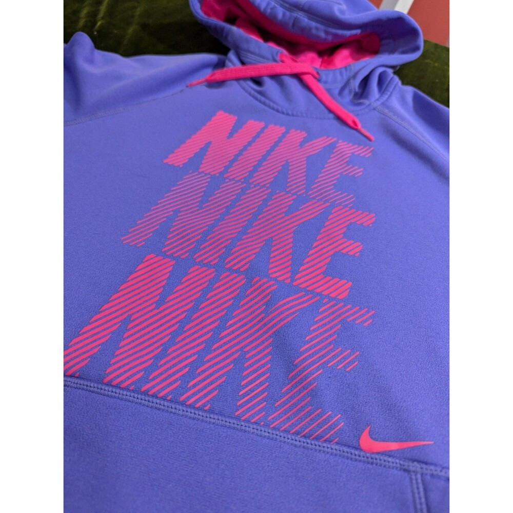 Nike Hoodie Womens Size M Purple Therma-FIT Graphic Pullover Thumbhole Athletic